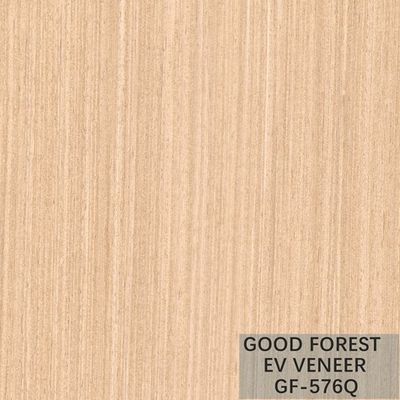 Gỗ nhân tạo Veneer Pearl Oak với vân dọc và màu trắng phổ biến