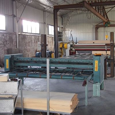 Sơn gỗ nhân tạo cắt một phần tư của bạc Pear kích thước kéo dài 3200mm cho cửa và mặt tủ