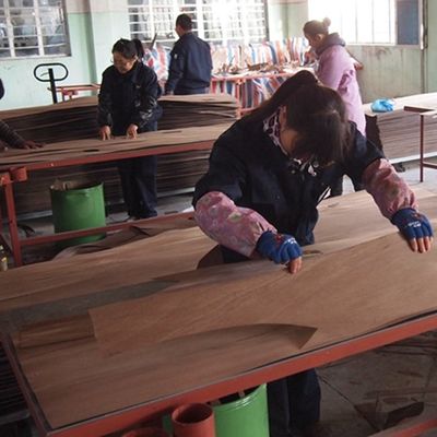Đen và trắng Thiết kế gỗ veneer Độ dày 0,5mm trang trí