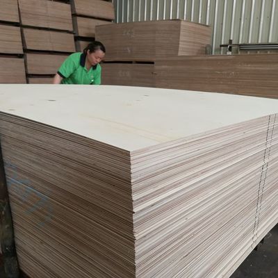 Red Oak Fancy Mdf Crown Grain Wood Veneer Slip Match Thiết bị nội thất