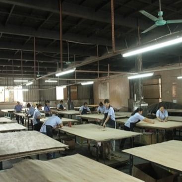Fancy Composite Wood Veneer Of Silver Pear Slice Cut Techniques For Straight Grain Width 1280mm Splicing For Door Skin (Thiết kế cắt cắt gỗ để cắt hạt thẳng)