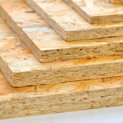 Bảng sợi hướng OSB2 Ba lớp với Radiata Pine 2745mm chiều dài cho bảng mang tải